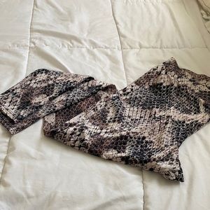Snake print Torrid leggings